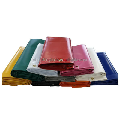 Tejido de lona de PVC impermeable para cubierta de camión 840DX840D-1300DX1300D 280-960gm