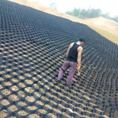 330 mm-1000 mm Distancia de soldadura Geocella HDPE para solución de estabilización de grava de camino
