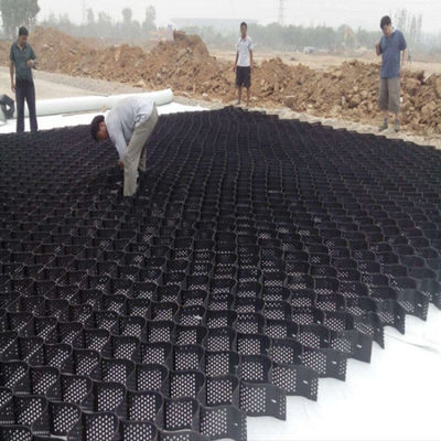 Geocell de plástico HDPE para la protección de pendientes en la red de tierra del hotel de color negro Geocell