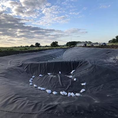 Geomembrana de HDPE para el revestimiento de estanques impermeable de 0,5 mm 1 mm 1,5 mm 2 mm