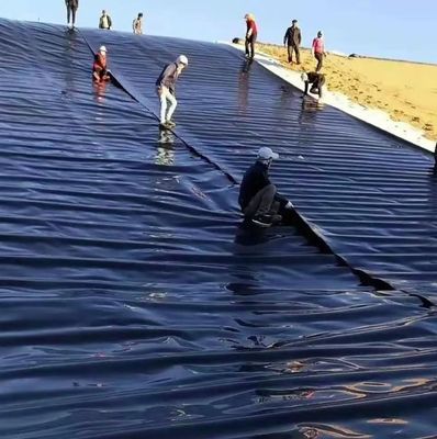 Geomembrana verde para estanqueidad artificial del tanque del lago Revestimiento de presa HDPE personalizado