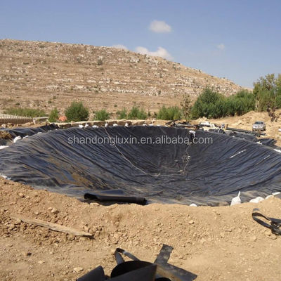 Geomembranas de HDPE impermeables para vertederos longitud 50-200 m espesor 0,3 mm-3,0 mm duraderas