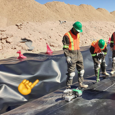 Máquina de soldadura de geomembrana de HDPE de 1 mm, 1,5 mm y 2 mm diseñada para necesidades acuícolas