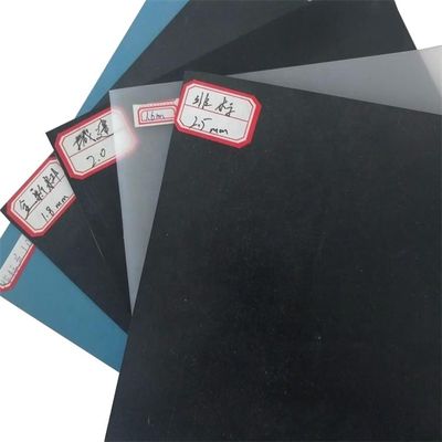 0.5mm Liner de geomembrana de HDPE negro para estanque de granja de camarones de pescado de ambos lados con textura / suave