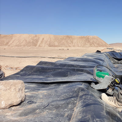 Geomembranas HDPE Anti-UV Liner de estanque 0,5 mm 1,0 mm 1,2 mm 2 mm para la protección de estanques de piscifactorías