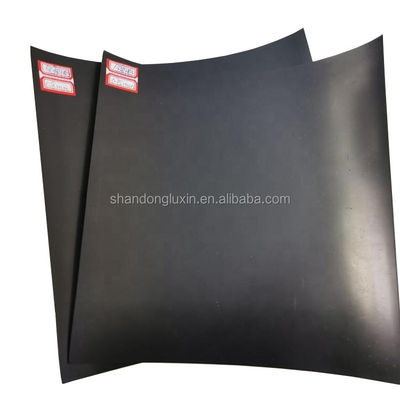 Superficie lisa Geomembrana de alta densidad de 1 mm-3 mm de espesor para presas de estanques y la laguna
