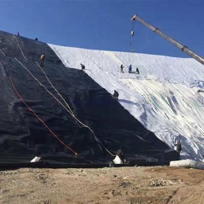 Geomembrana de HDPE de 50-100m de longitud para el revestimiento de estanques de peces impermeable en la piscina