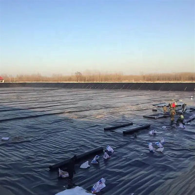 50m-100m/rollo 1.0mm Geomembrana de recubrimiento de estanques para el proyecto de piscina en Filipinas