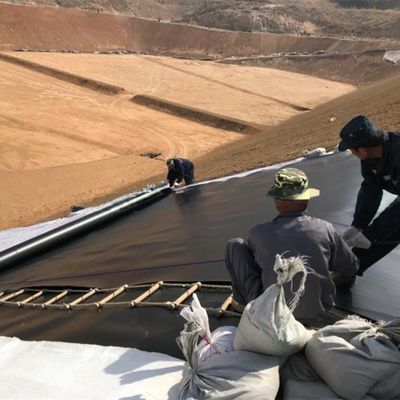 Geomembrana soldada con revestimiento de estanques de HDPE doble liso/doble textura para tanques redondos de peces