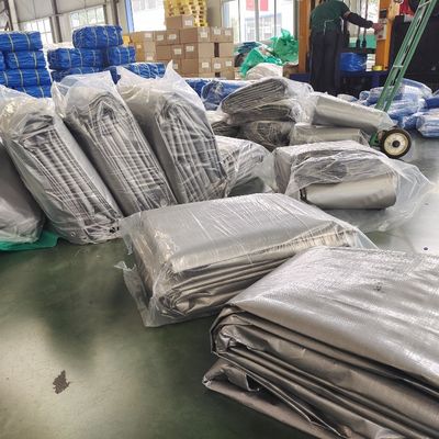 Tarpa PE ligera para la impresión de logotipos personalizados de camiones y material impermeable