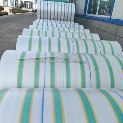 Tarpaulín con recubrimiento de PE duradero para camiones resistente al sol resistente al agua y al polvo 2-11m de ancho