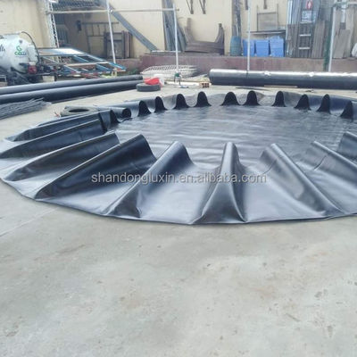 Geomembrana de HDPE impermeable Negro para estanques de pescado Lugares de vertederos Liner de estanque 1mm 2mm