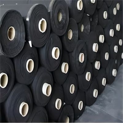 Geomembrana prefabricada de HDPE para revestimiento impermeable en piscinas y piscinas paisajísticas