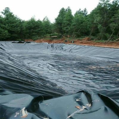 Asegurar los tanques de almacenamiento de agua a prueba de fugas con superficie doble lisa de geomembrana de HDPE