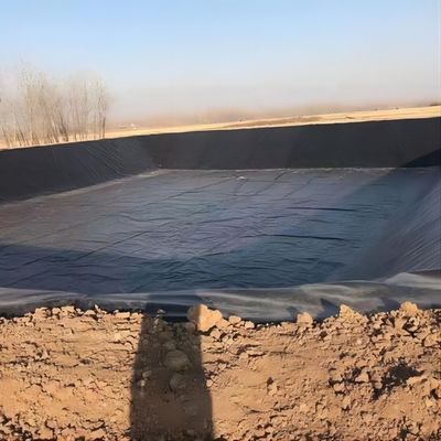 Geomembrana de superficie lisa de HDPE para vertederos longitud 50-100 m/rollo según lo solicitado
