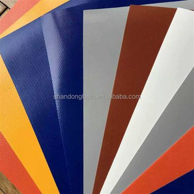 Tarpa de tejido impermeable con material de tela de PVC Ancho 2m-100m Durable y recubierto