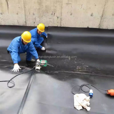 Geomembrana de HDPE impermeable para jardines en techos o estanques de camarones Duradera y duradera