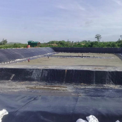 1Geomembrana de HDPE de.5 mm para minas, estanques de peces, lagunas, lagos y represas