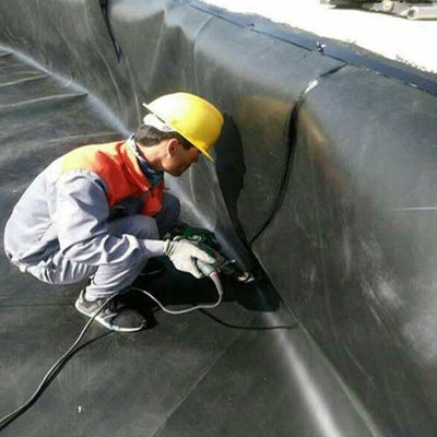 Geomembrana de HDPE resistente al agua para revestimiento de presa de tanque de lago artificial de 1 mm-2 mm de espesor