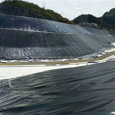 Linterna de estanque de pescado de HDPE de geomembrana lisa moderna para vertederos de 1 mm a 2 mm longitud 50-200m