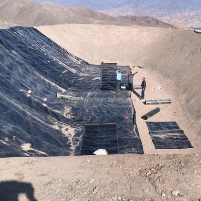50m-100m de longitud Geomembrana de recubrimiento de presa de HDPE blanco para acuicultura y piscifactoría 1 mm de grosor