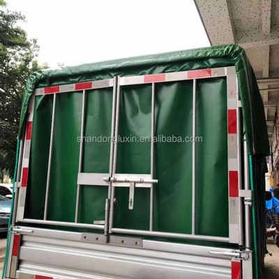 Hojas acabadas de lonas recubiertas de PVC impermeables perfectas para cubrir camiones y camiones