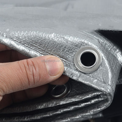 Tarpaulín revestido de PE resistente a los rayos UV en gris plateado para protección impermeable Ancho 2-11m